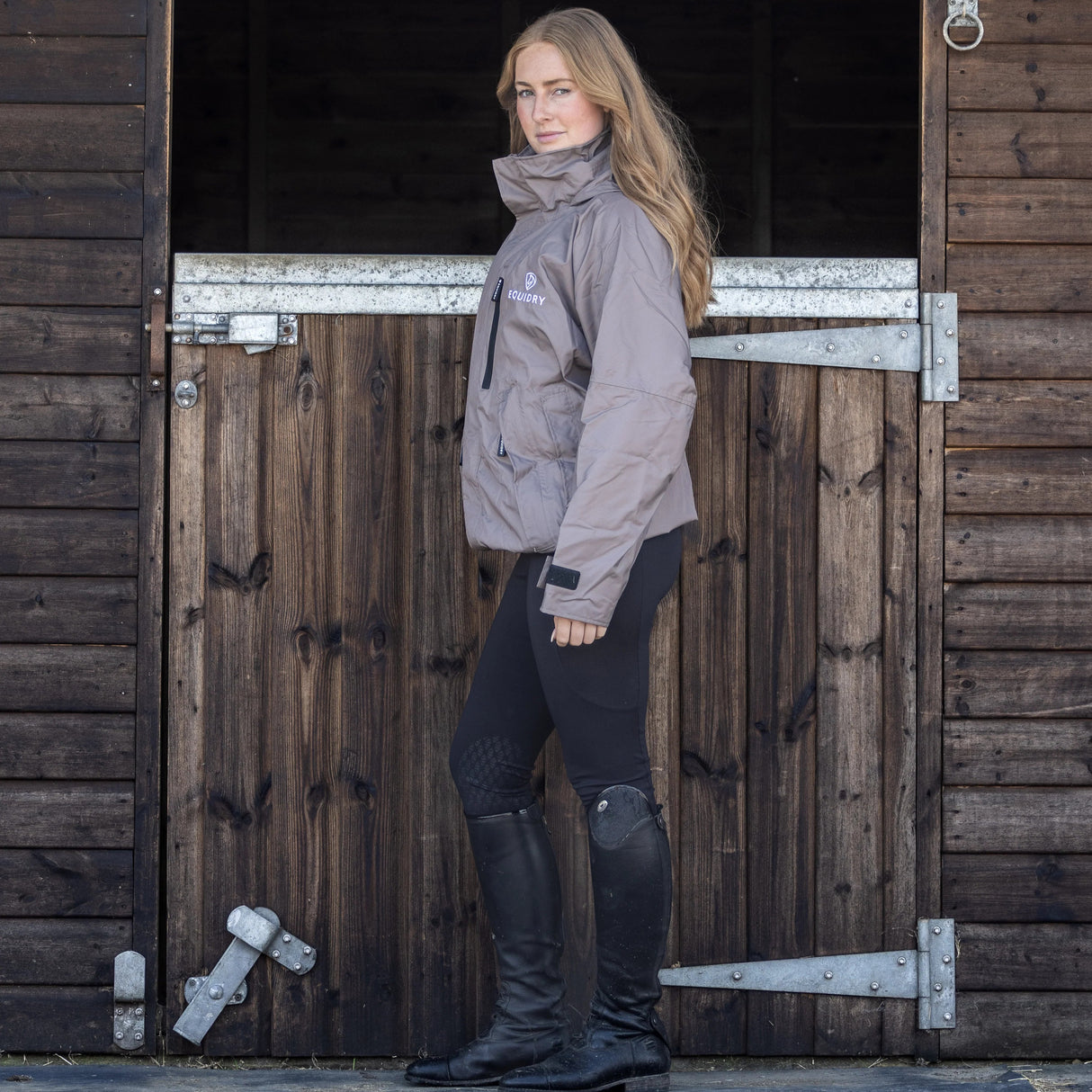 EQUIDRY Women's Shortie Mesh Lining Mac #colour_mocha