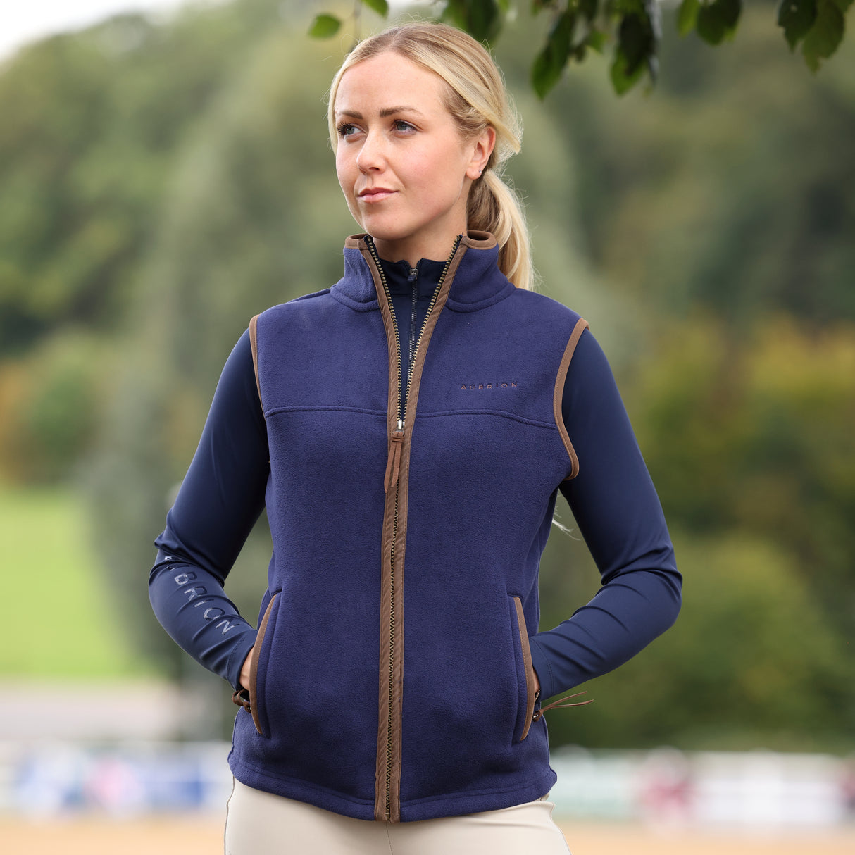Shires Aubrion Core Ladies Fleece Gilet #colour_navy
