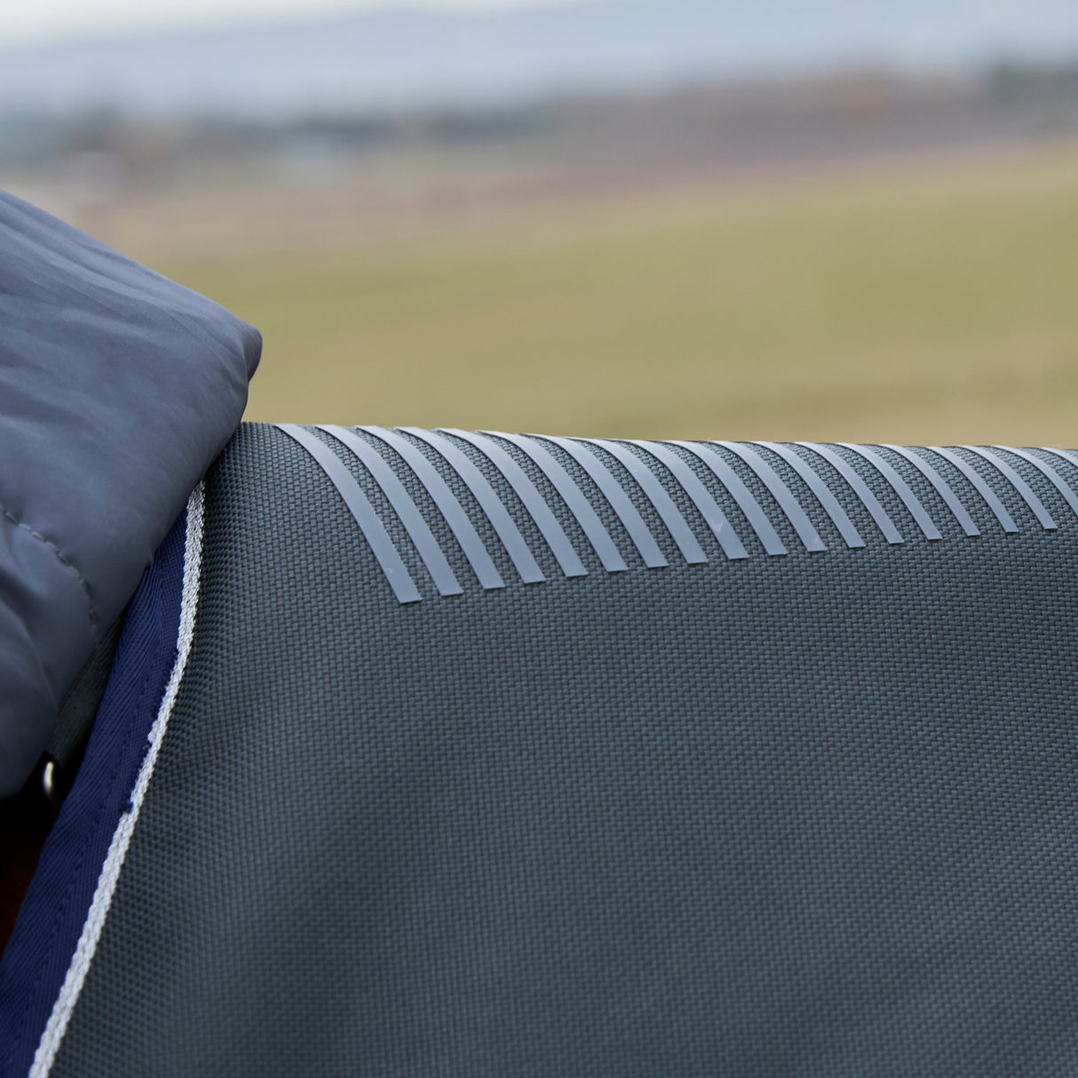 Weatherbeeta Comfitec Ultra 100G Detach-A-Neck Turnout #colour_charcoal