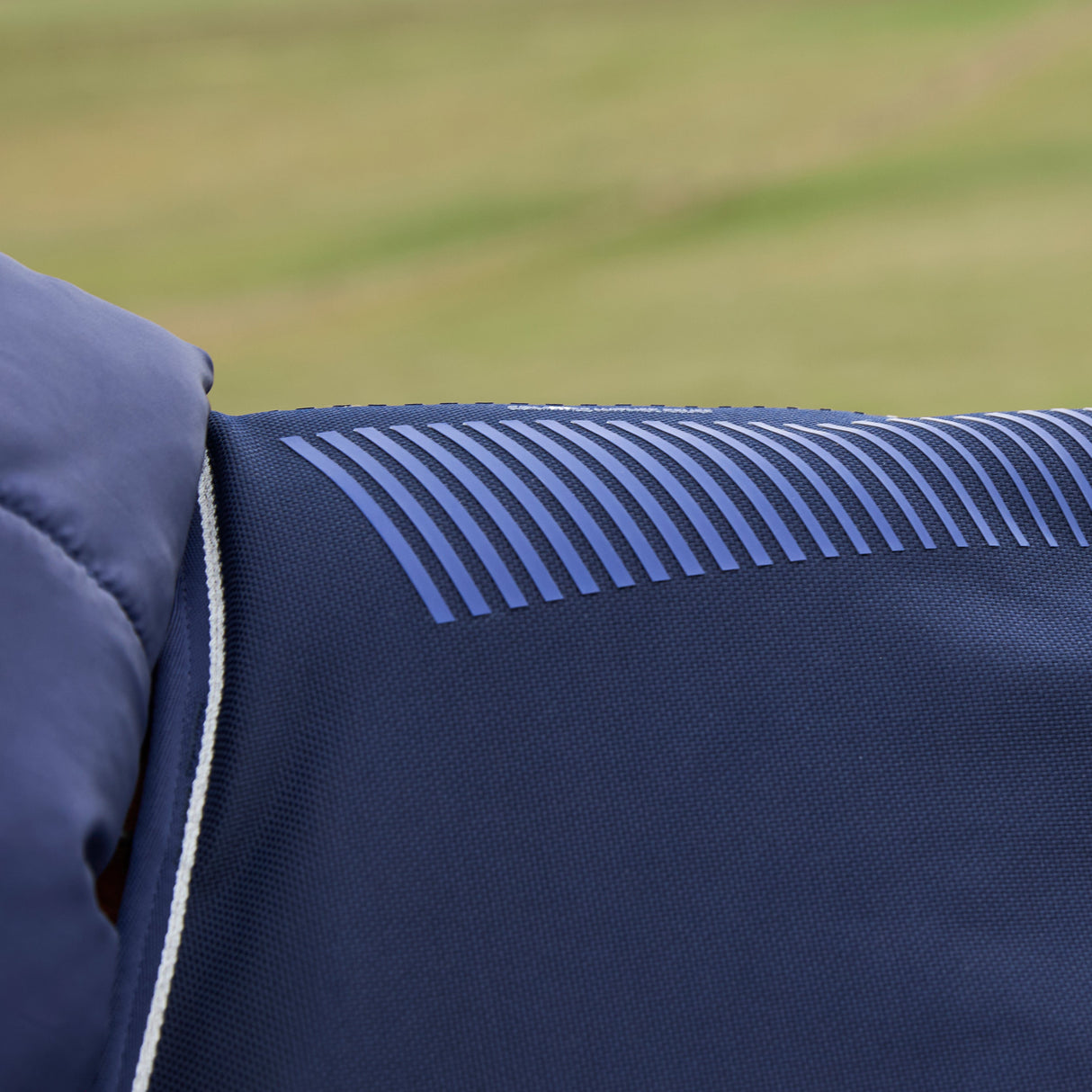 Weatherbeeta Comfitec Ultra 100G Detach-A-Neck Turnout #colour_navy