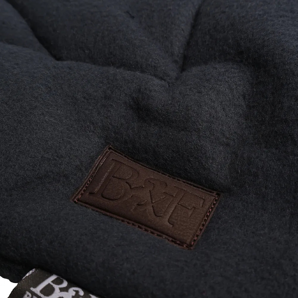 Benji & Flo Essential Fleece Dog Bed #colour_navy