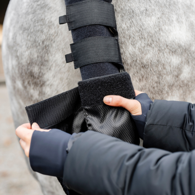 Horseware Ireland Tail Guard and Bag #colour_black