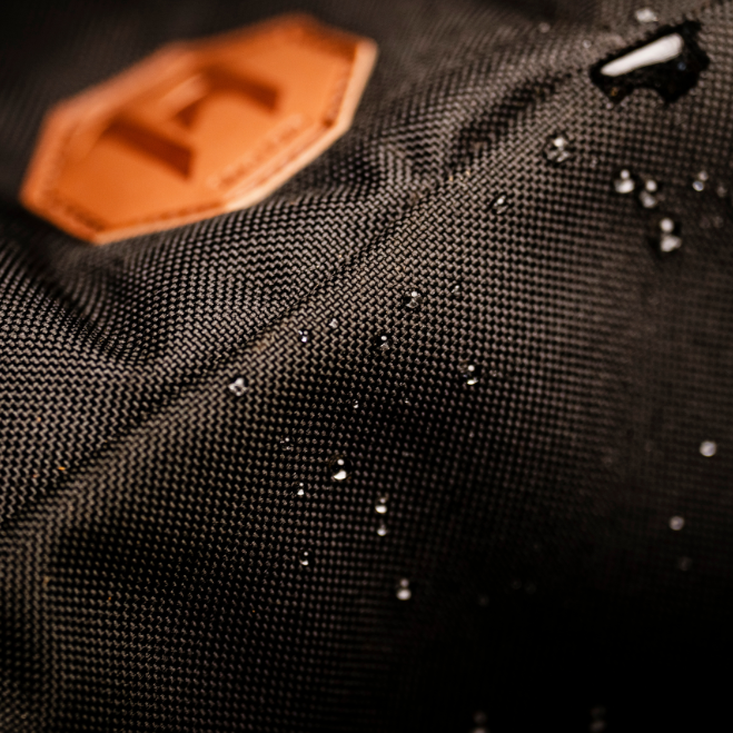 Horseware Ireland Newmarket Dog Bed #colour_whitney-gold