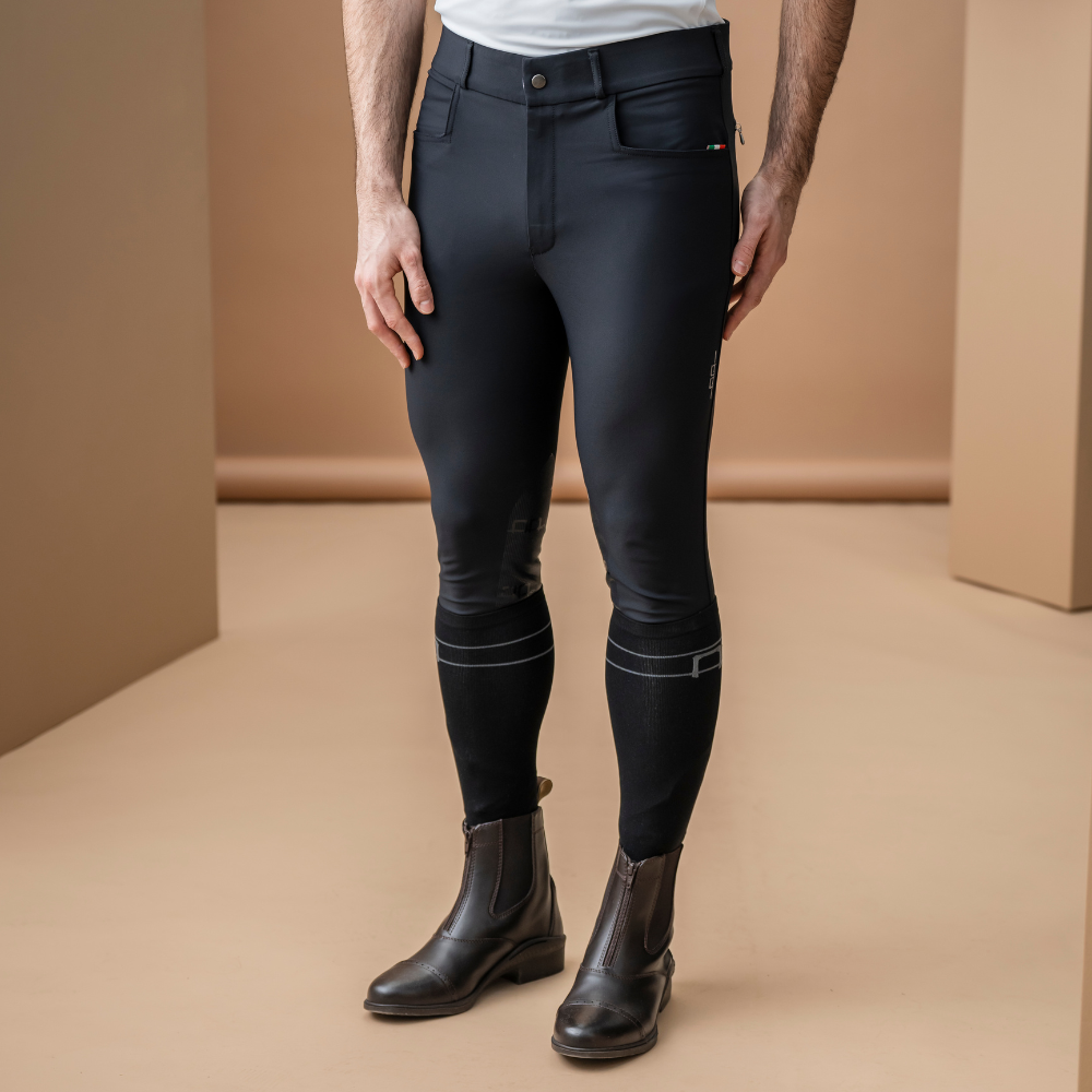 Alessandro Albanese Men's Vico Breech #colour_core-black