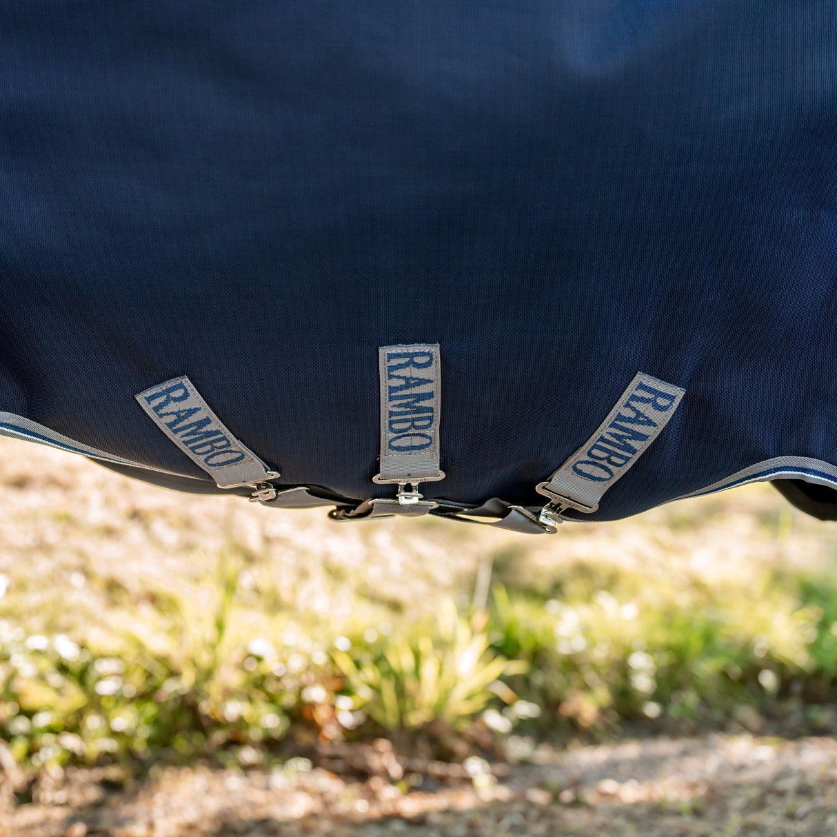 Horseware Ireland Rambo 1680D 100g Turnout Rug #colour_navy-thunderstorm-grey-silver