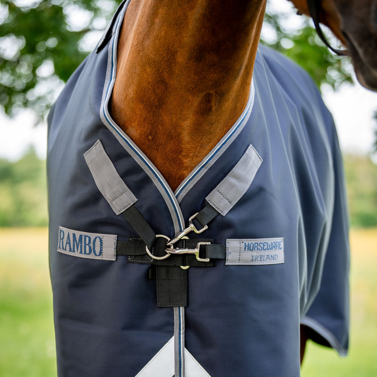Horseware Ireland Rambo 1680D 250g Vari-Layer Turnout Rug #colour_navy-thunderstorm-grey-silver
