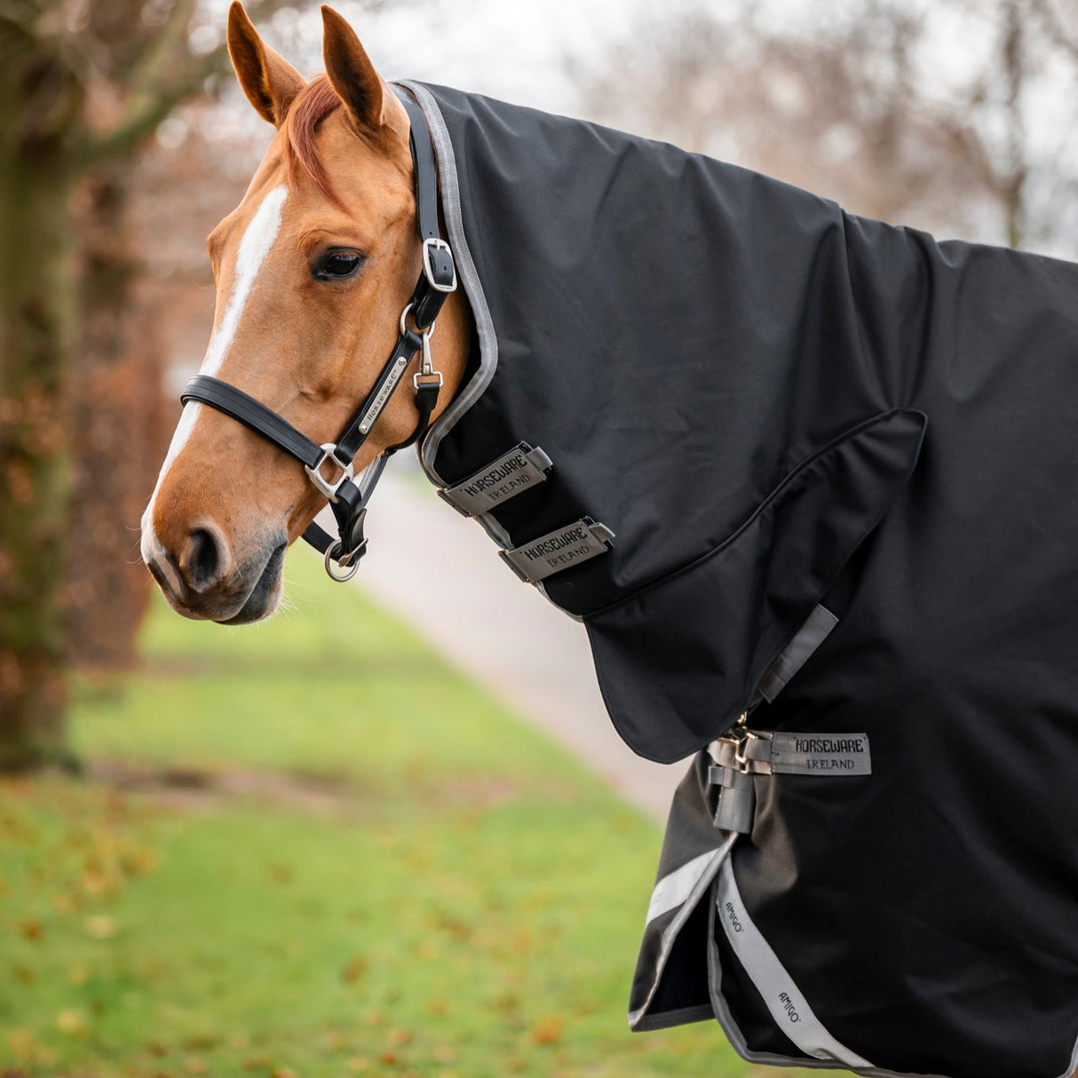 Horseware Ireland Amigo 1200D Integrated 0g Turnout Rug #colour_black-titanium-grey-silver