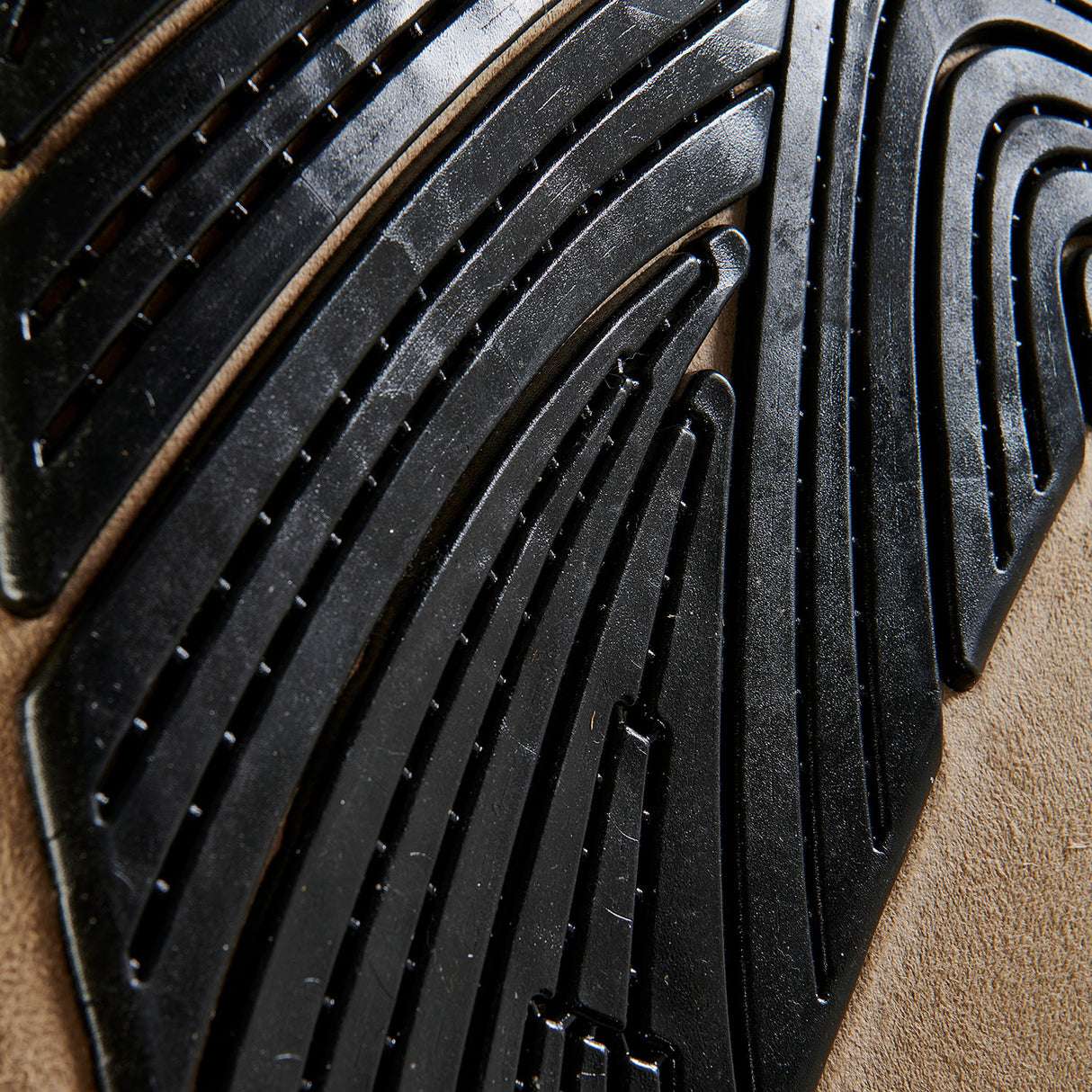 Acavallo Pad MF HPS CW-CS Suede Grip Gel Flat Configurable Pocket #colour_beige