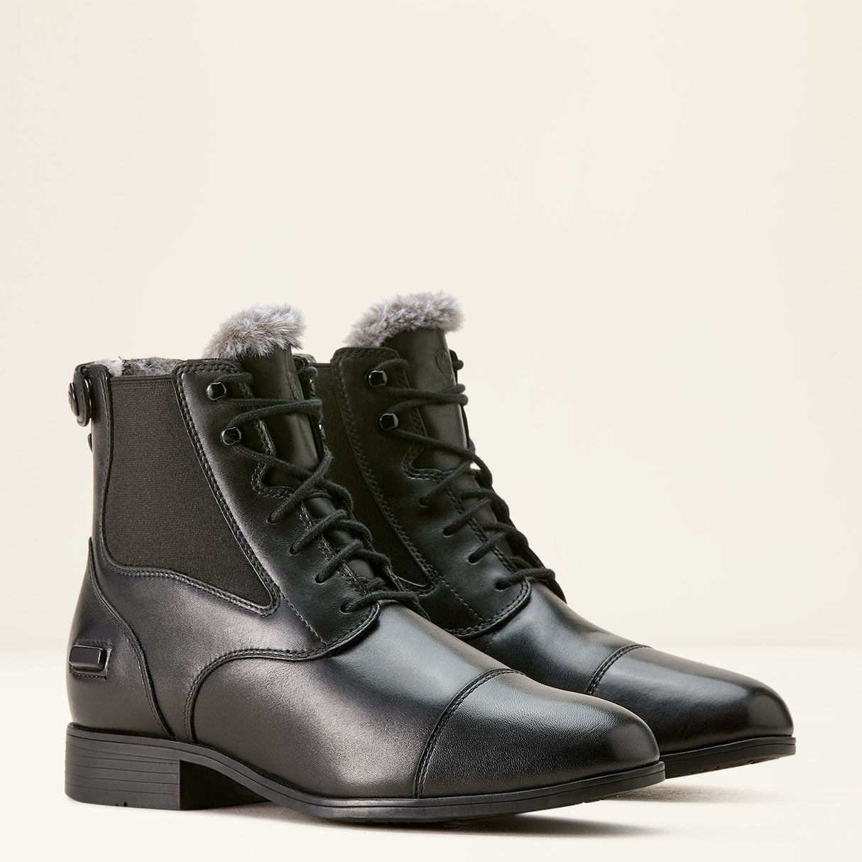 Ariat Women's Kendall Back Zip Sherpa Paddock #colour_black