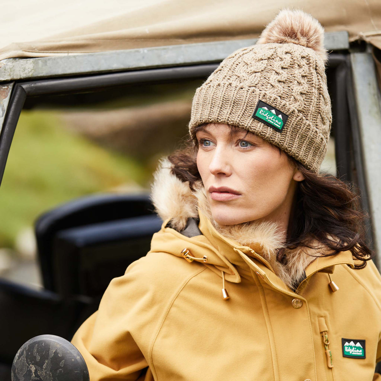 Ridgeline Nordic Fleck Bobble Hat #colour_teak