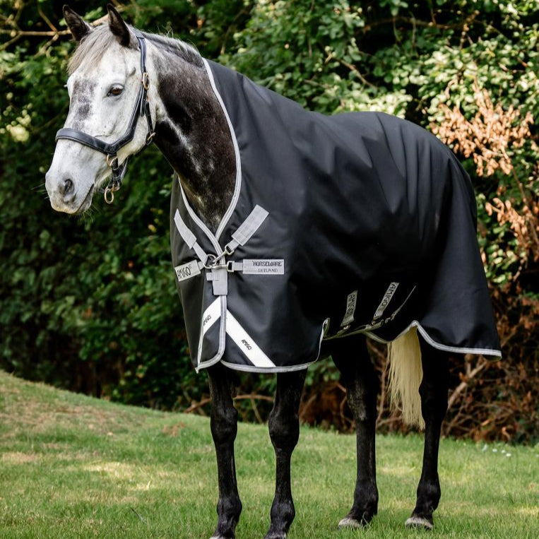 Horseware Ireland Amigo 1200D Wug 150g Turnout Rug #colour_black-titanium-grey-silver