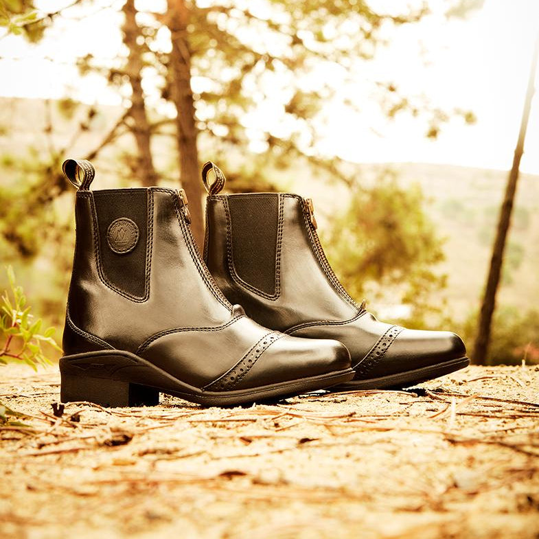 Mountain Horse Aurora Zip Paddock Boots #colour_black