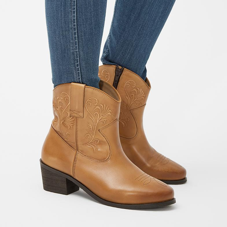 Mountain Horse Loretta Western Boots #colour_brown