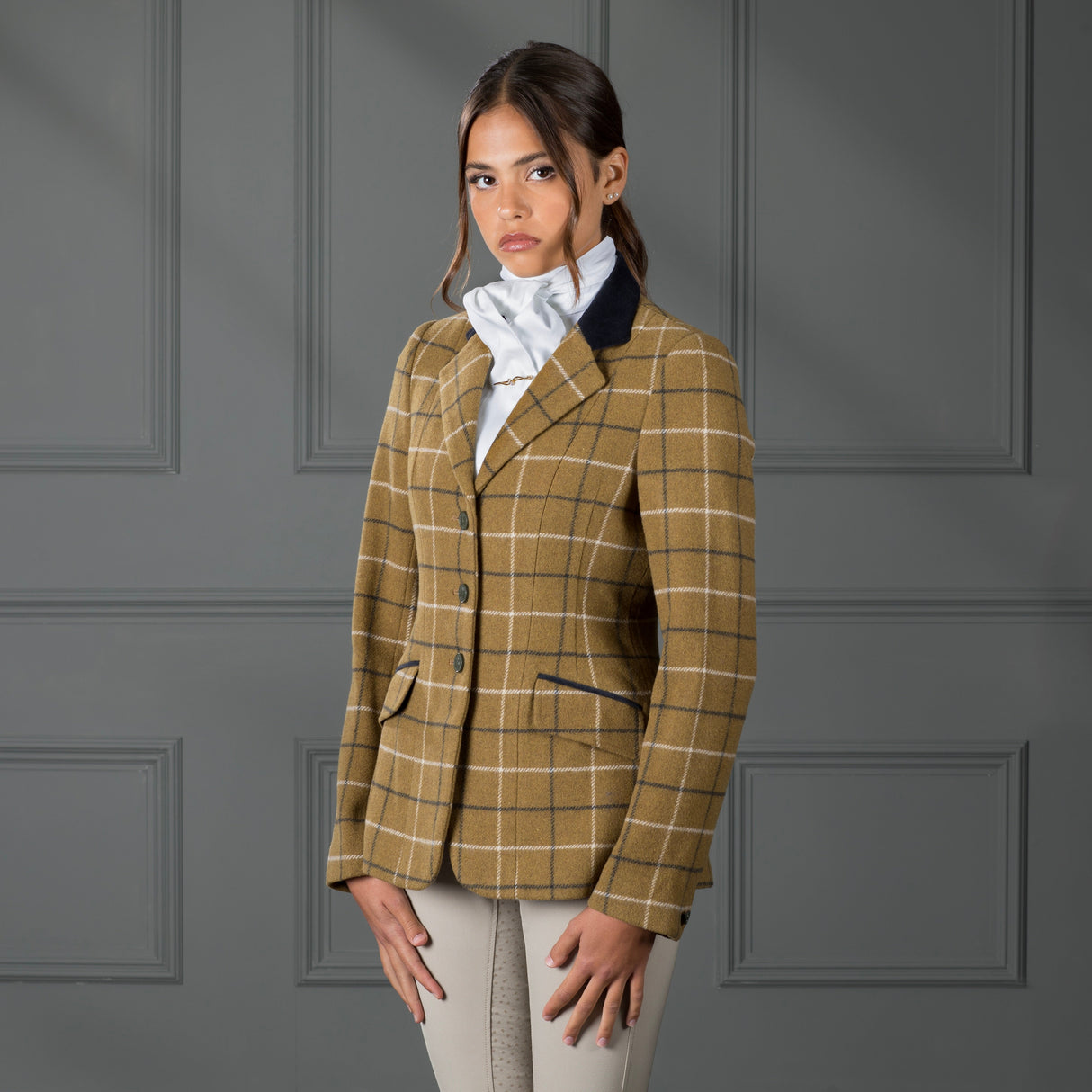 Shires Aubrion Saratoga Ladies Jacket #colour_navy-natural-check