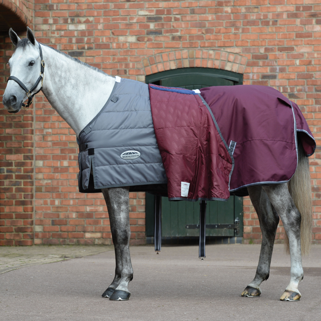 Weatherbeeta Comfitec Plus Dynamic II Detach-A-Neck Lite #colour_maroon-grey-white