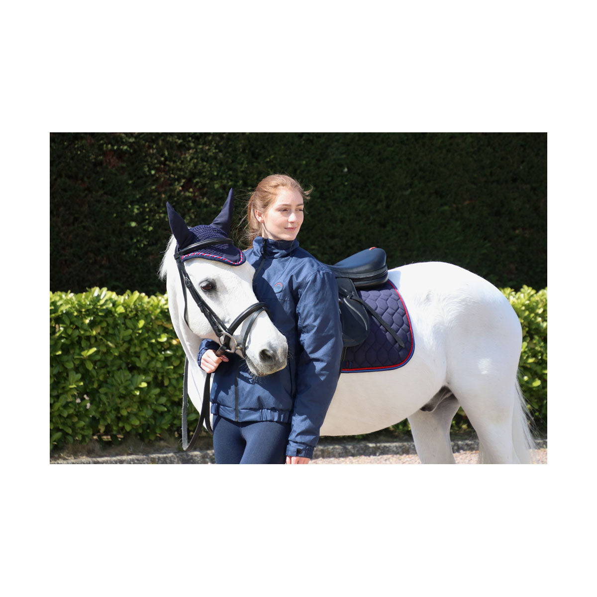 Hy Signature Fliegenschleier