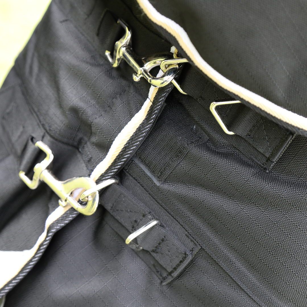 Shires Highlander Plus 200 Combo Turnout Rug #colour_black