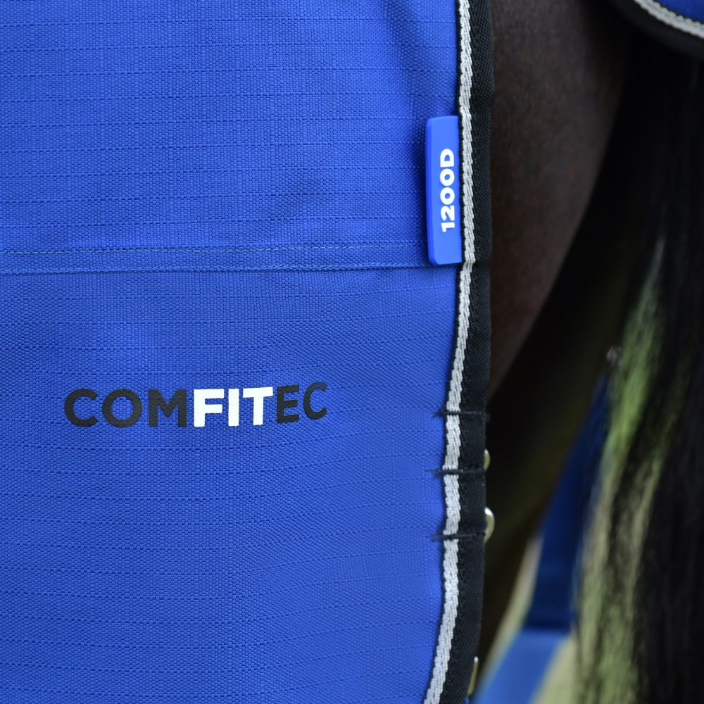 Weatherbeeta Comfitec Essential 220G Turnout #colour_cobalt-black