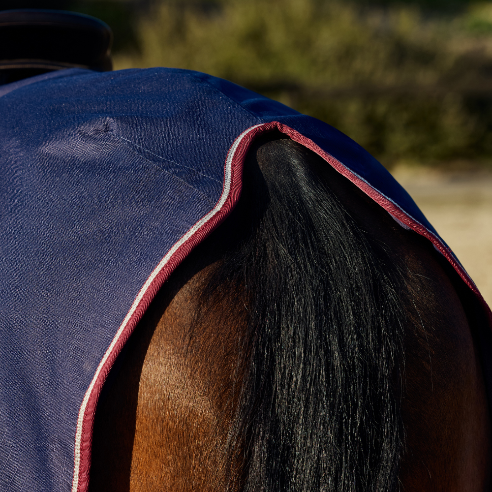 Weatherbeeta Essential Fleece Lined Quarter Sheet #colour_navy-burgundy