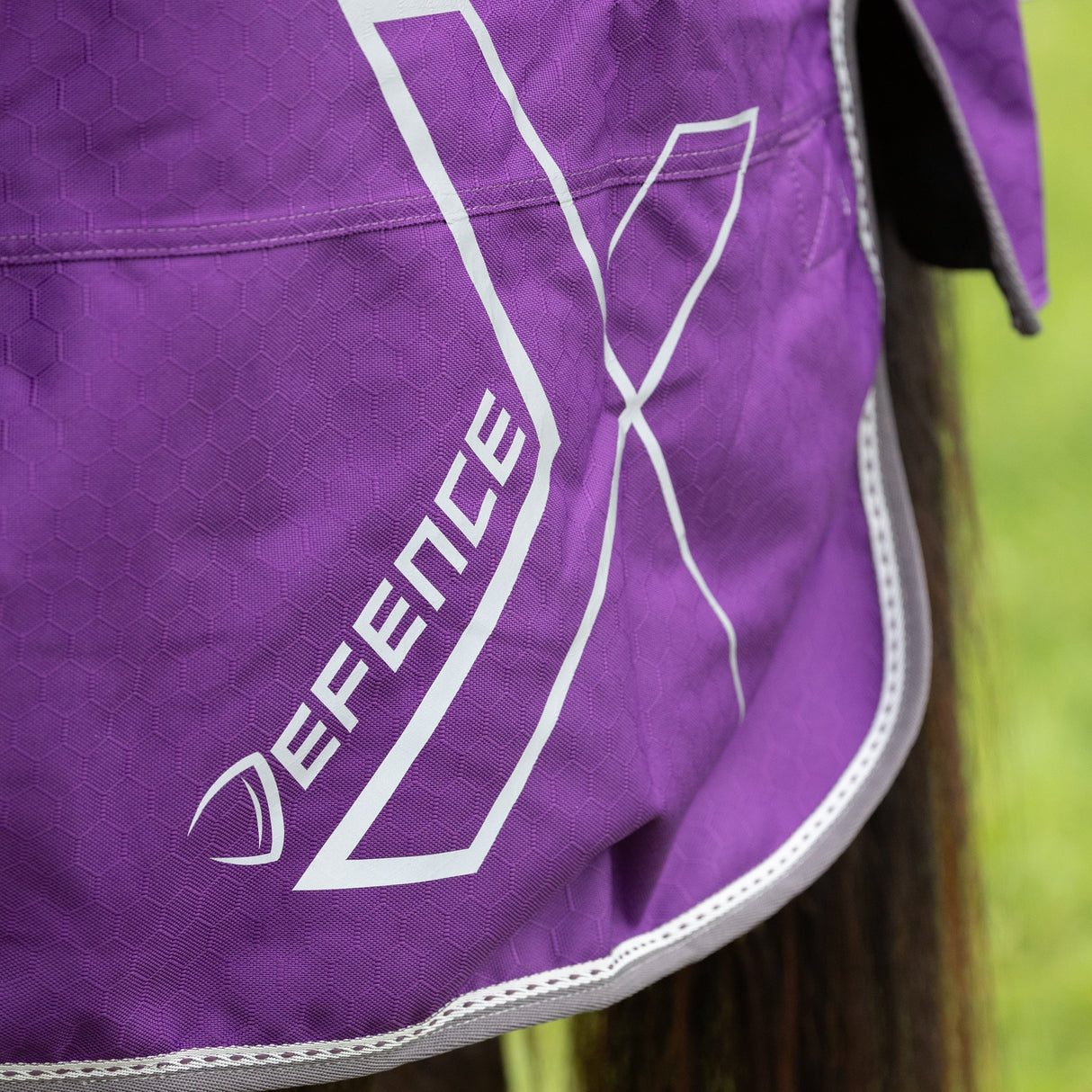 DefenceX Shield 0g Turnout Rug with Detachable Neck