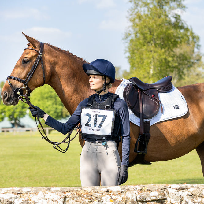 Woof Wear Vision Aura Close Contact Saddle Pad #colour_white