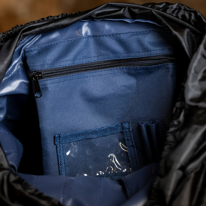 Horseware Ireland Newmarket Grooming Bag #colour_whitney-navy