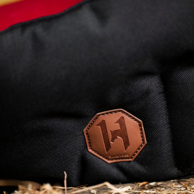 Horseware Ireland Newmarket Dog Bed #colour_whitney-gold