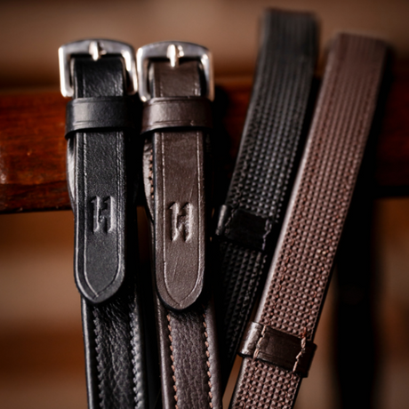 Horseware Ireland Jumper Reins with Stoppers #colour_black-brown