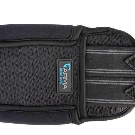 Shires ARMA Performance Anatomic Girth #colour_black
