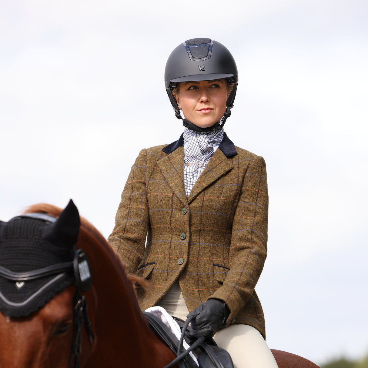 Shires Aubrion Saratoga Ladies Jacket #colour_oak-brown-check