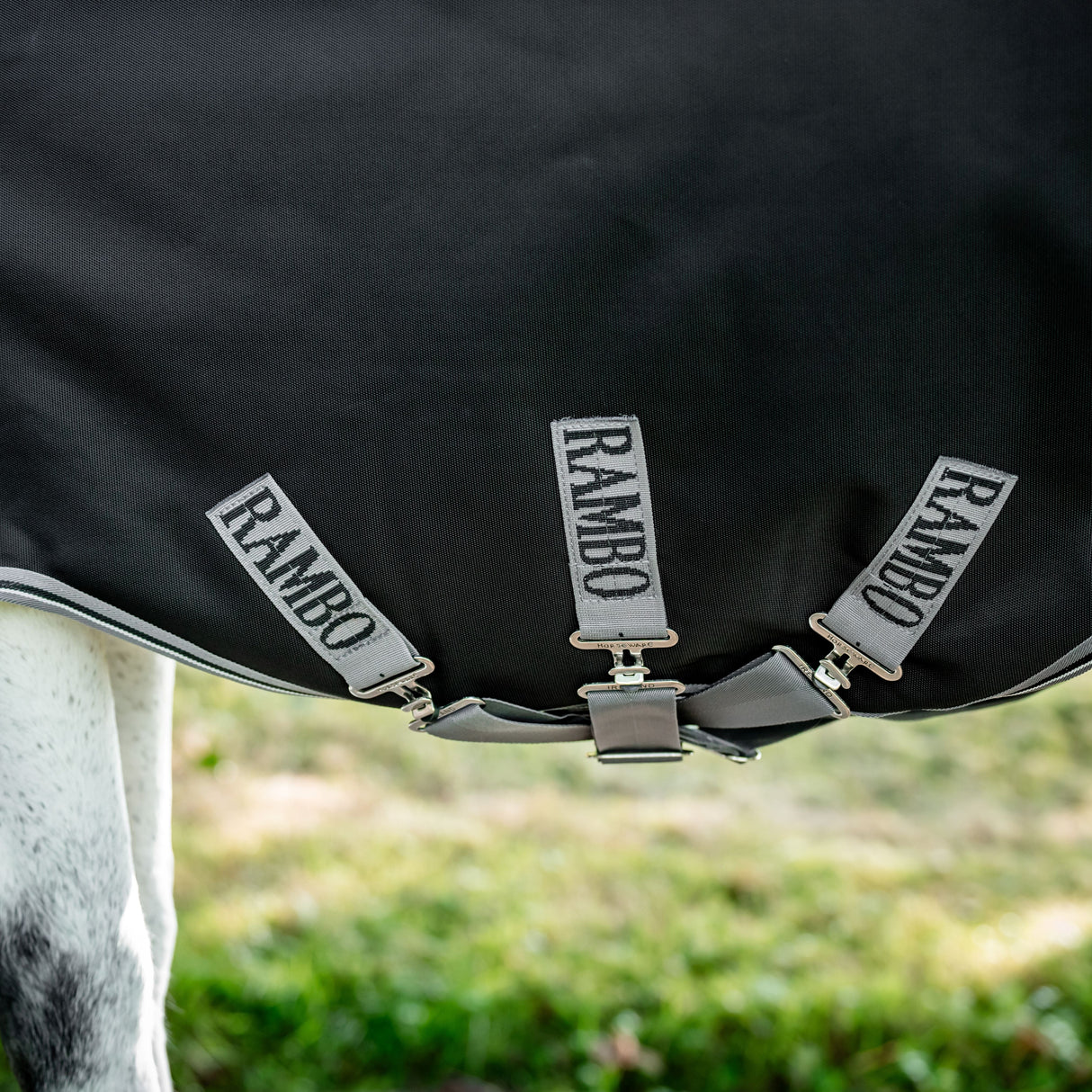 Horseware Ireland Rambo 1680D 50g Turnout Rug #colour_black-thunderstorm-grey-silver