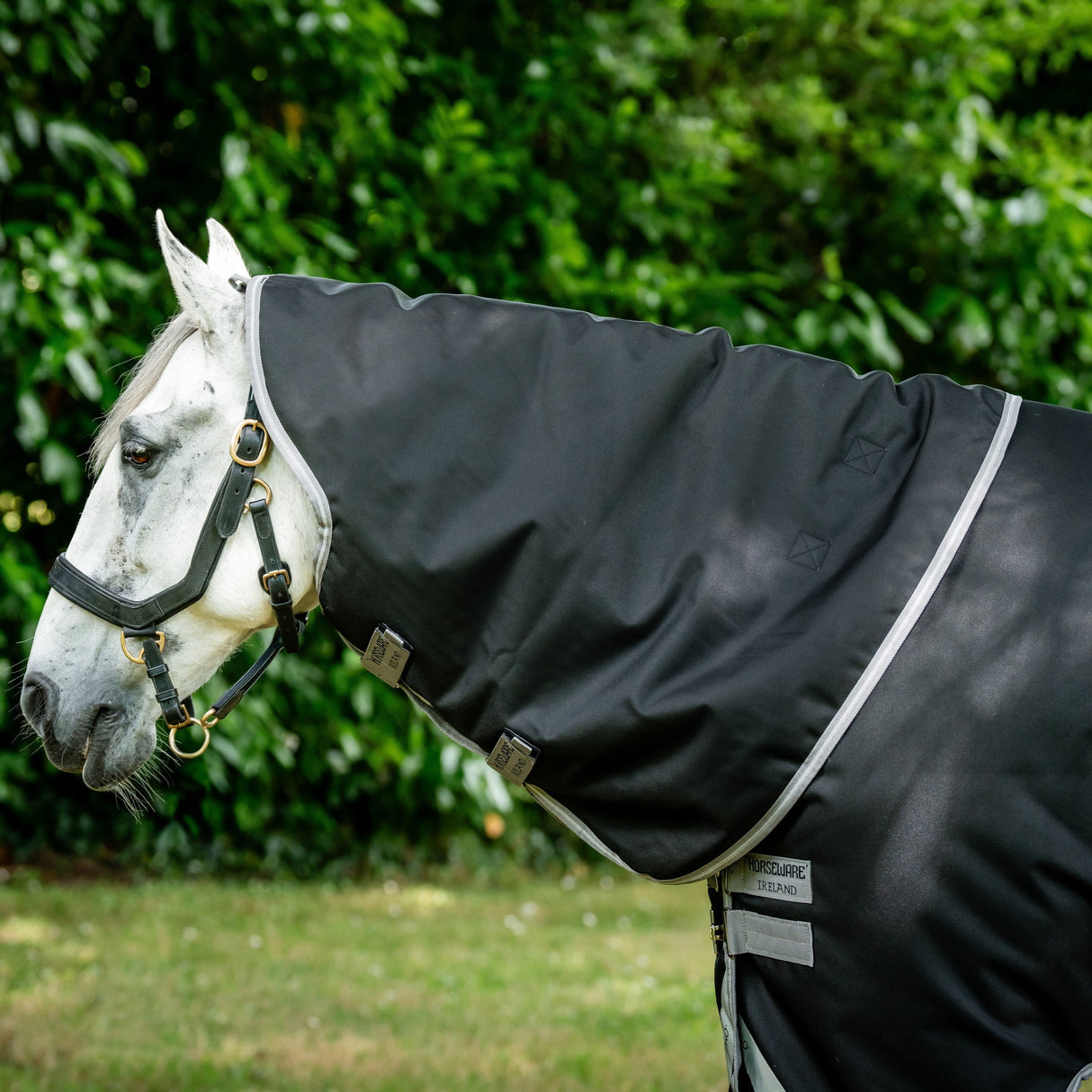 Horseware Ireland Amigo Bravo 1200D Original Hood 0g #colour_black-titanium-grey-silver