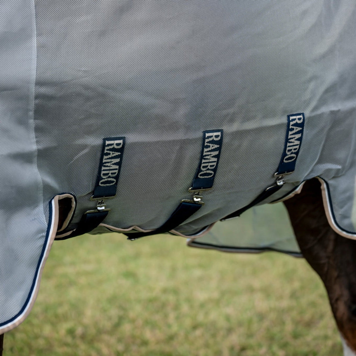 Horseware Ireland Rambo Protector #colour_silver-navy-white-biege