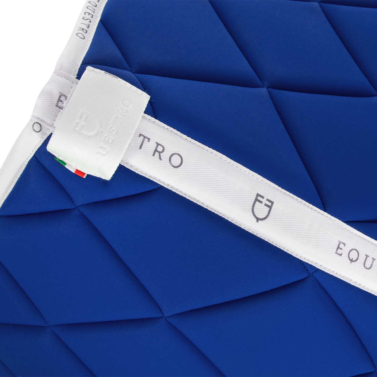 Jumping saddle pad breathable technical fabric