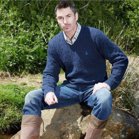 Toggi Men's Coleman V Neck Knitted Sweater #colour_night-blue