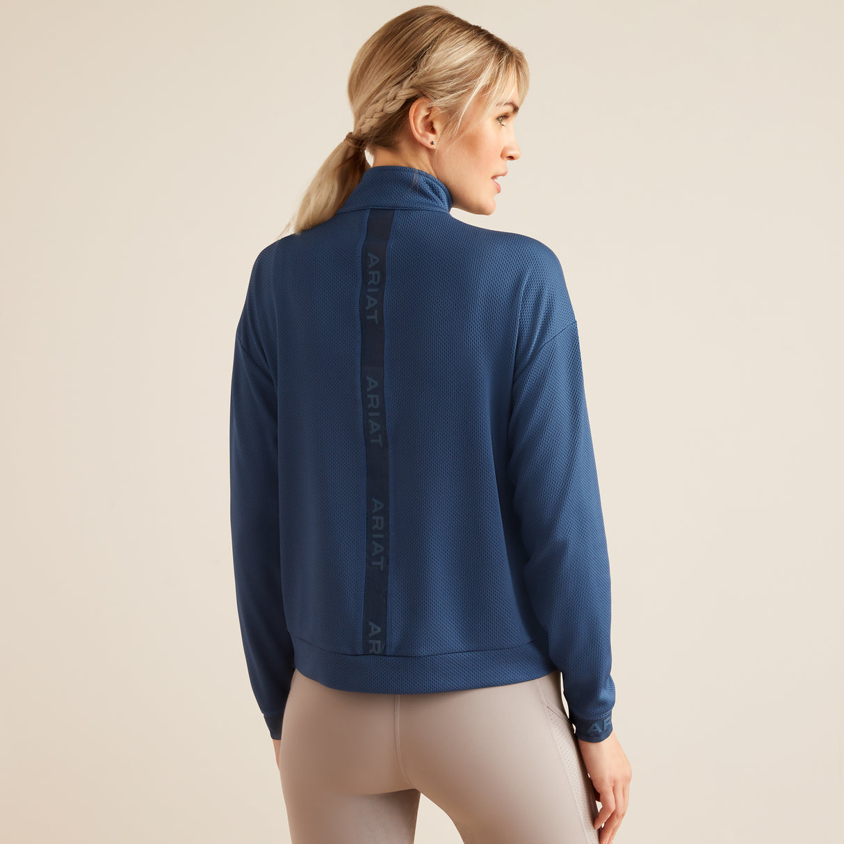 Ariat Women's Breathe 1/2 Zip Sweatshirt