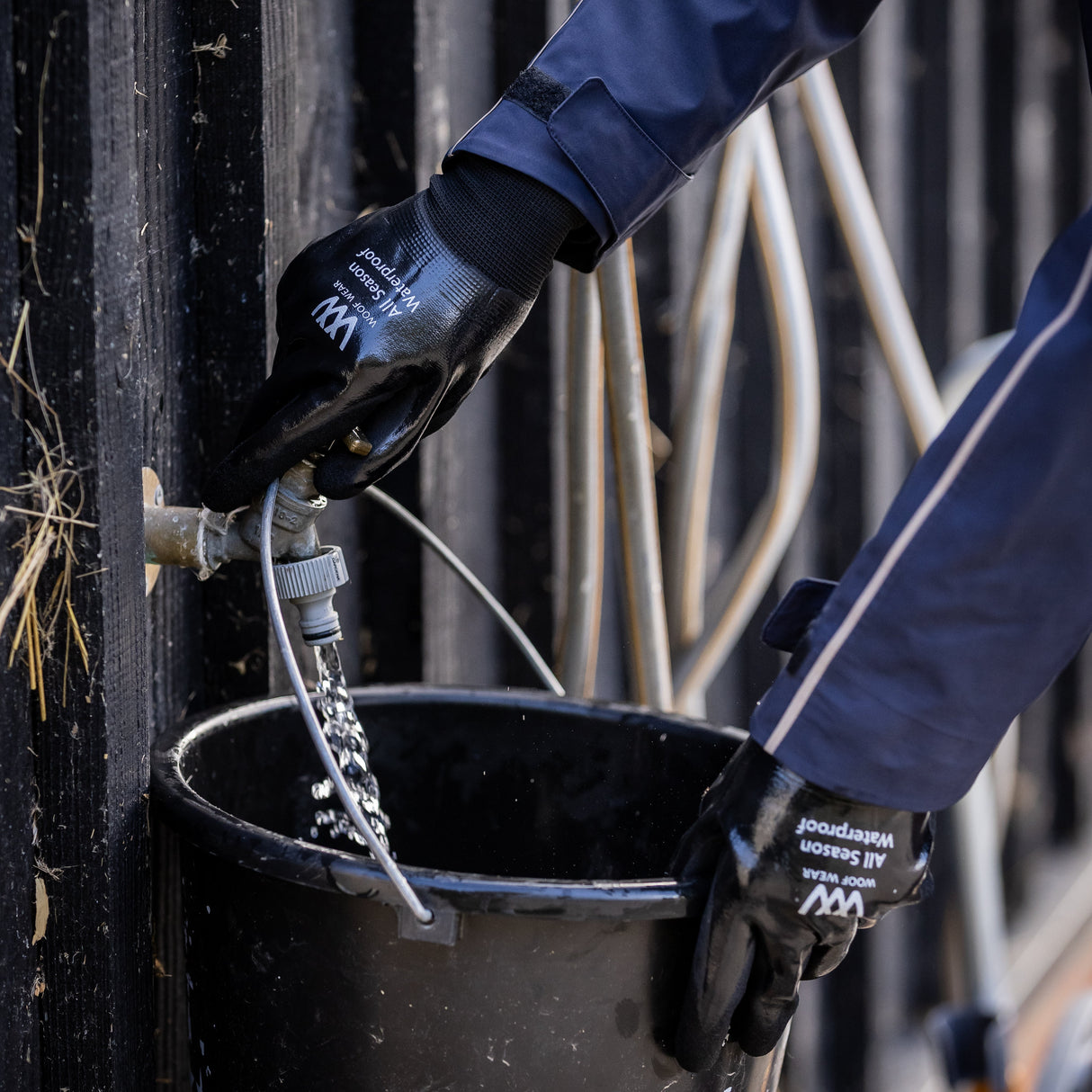 Woof Wear All Season Yard Glove