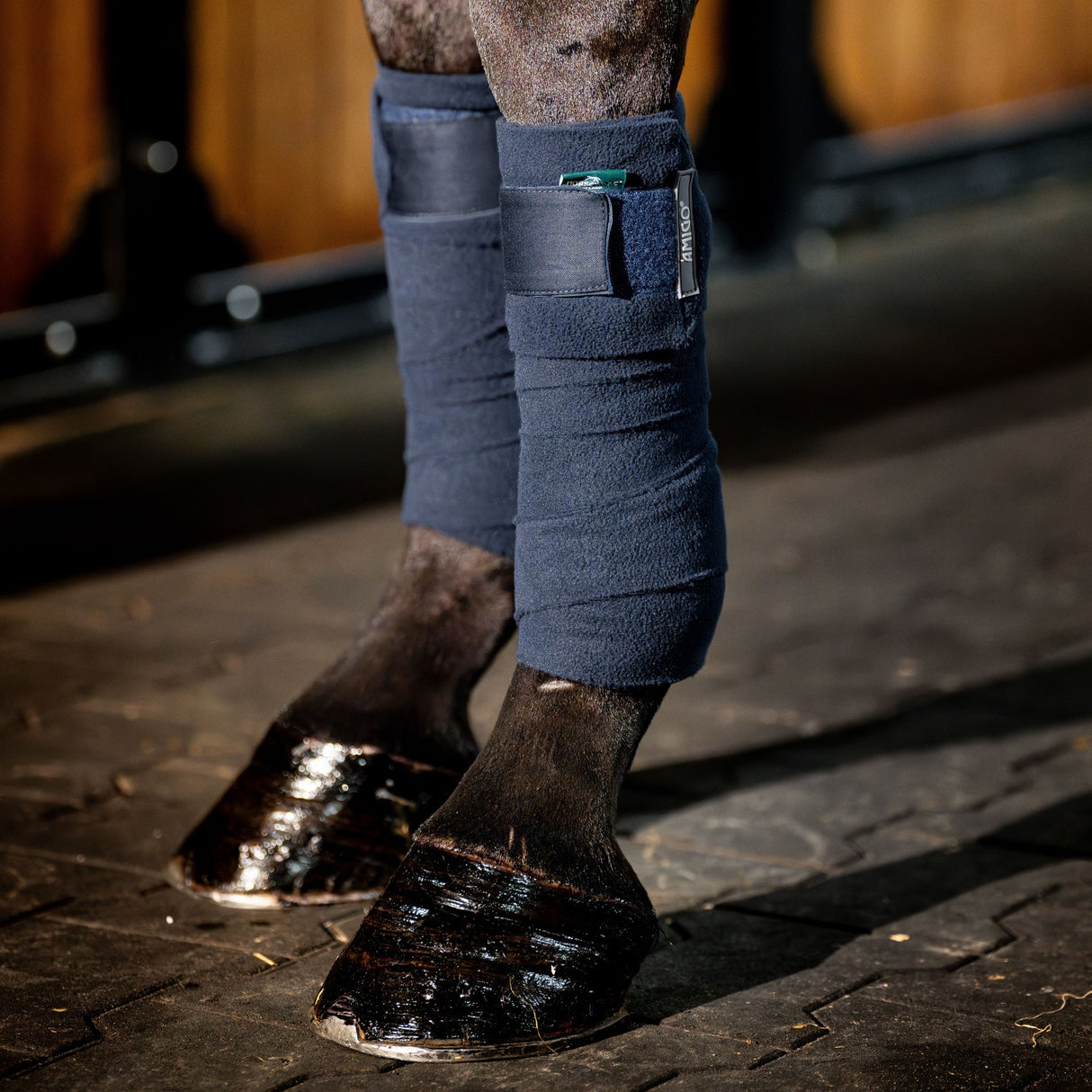 Horseware Ireland Amigo Fleece Bandages #colour_navy