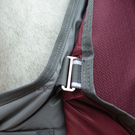 Weatherbeeta Comfitec Plus Dynamic II Detach-A-Neck Heavy #colour_maroon-grey-white